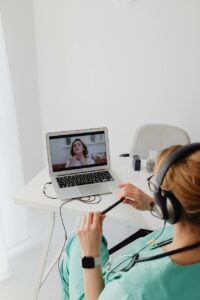 ピルを保険証なしでオンライン診療で受け取る方法は？